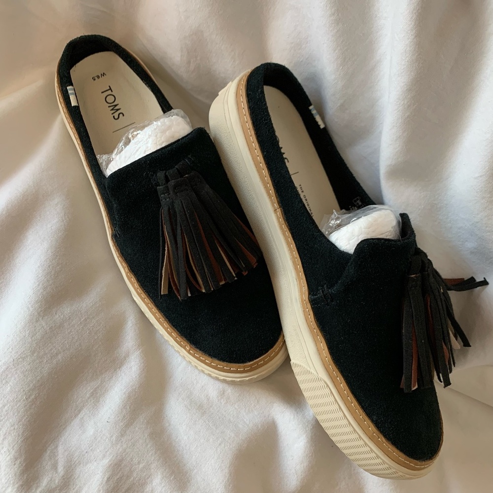 Toms Black Suede Tassel Backless Mules with Tan Sole - Picture 7 of 10